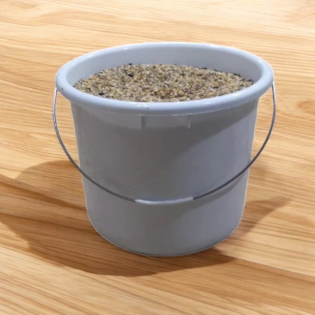 Plastic Bucket With Steel Handle 18L - White Bucket (Copy)