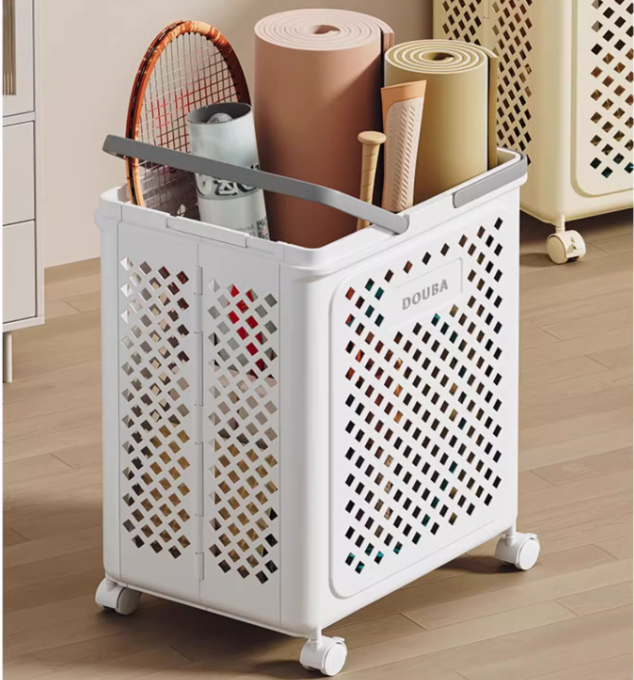 Collapsible plastic laundry basket with side handles