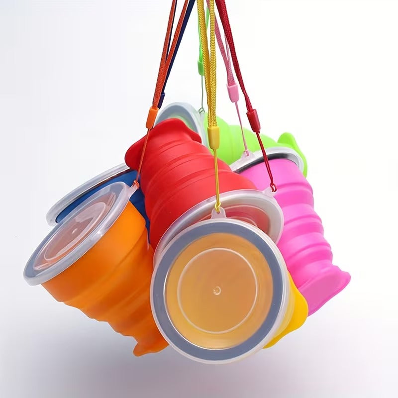 Silicone expandable water cup with lid