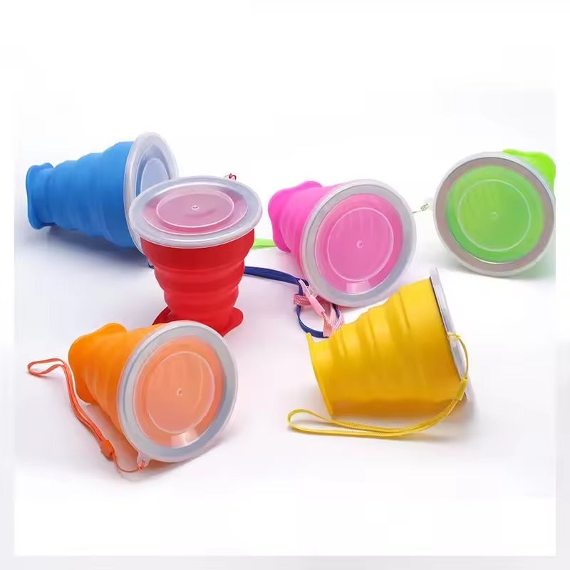 Silicone expandable water cup with lid