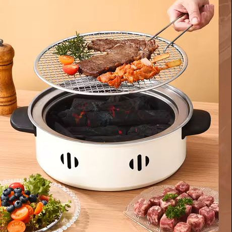 Outdoor BBQ cooking grill with heat-resistant grip