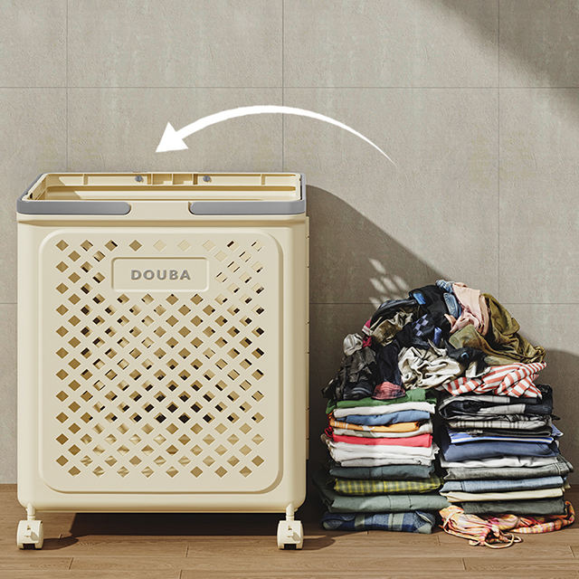 Collapsible plastic laundry basket with side handles