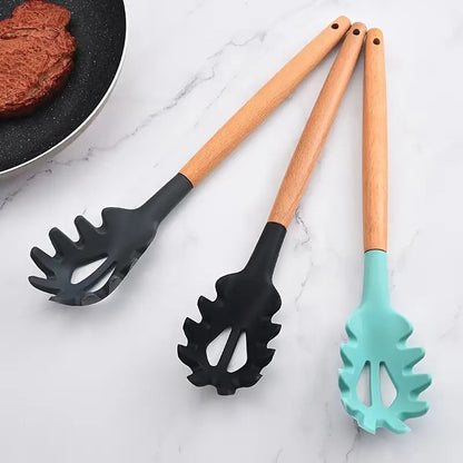 Heat-resistant silicone pasta fork with ergonomic handle