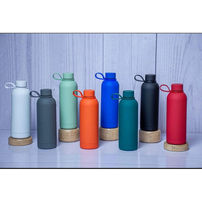 Stainless Steel Vacuum Insulated Water Bottle (750ML) – Smooth Rubber Finish | Keeps Cold/Warm 6–12 Hours