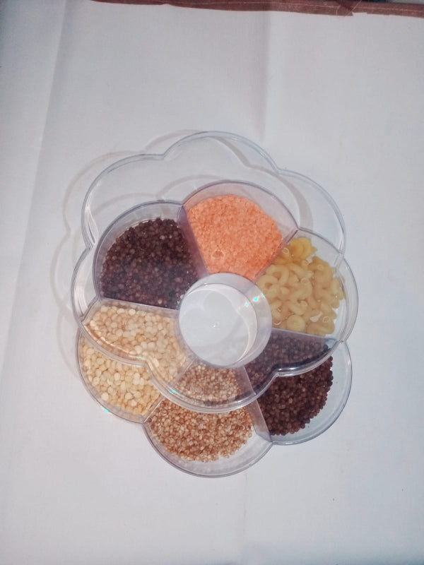 Transparent multipurpose serving tray with lid and compartments