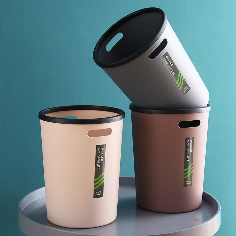 Compact and stylish kitchen garbage can