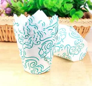 100 Pcs - Tulip Cupcake Liners with Green Model