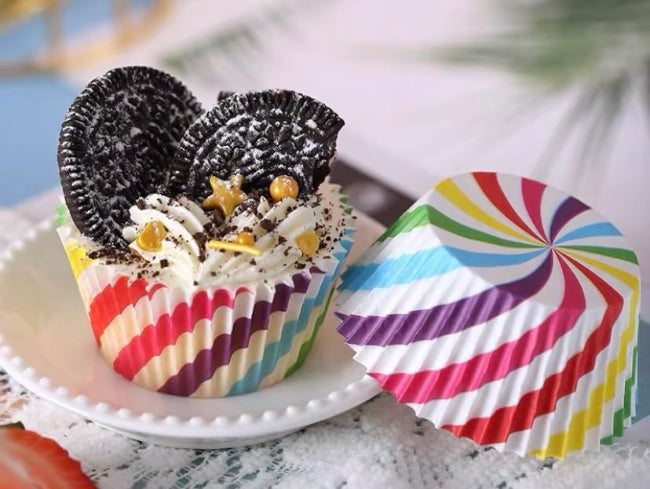 100 pieces food-grade paper cupcake liners in a rainbow color assortment, disposable baking cups for muffins and party treats