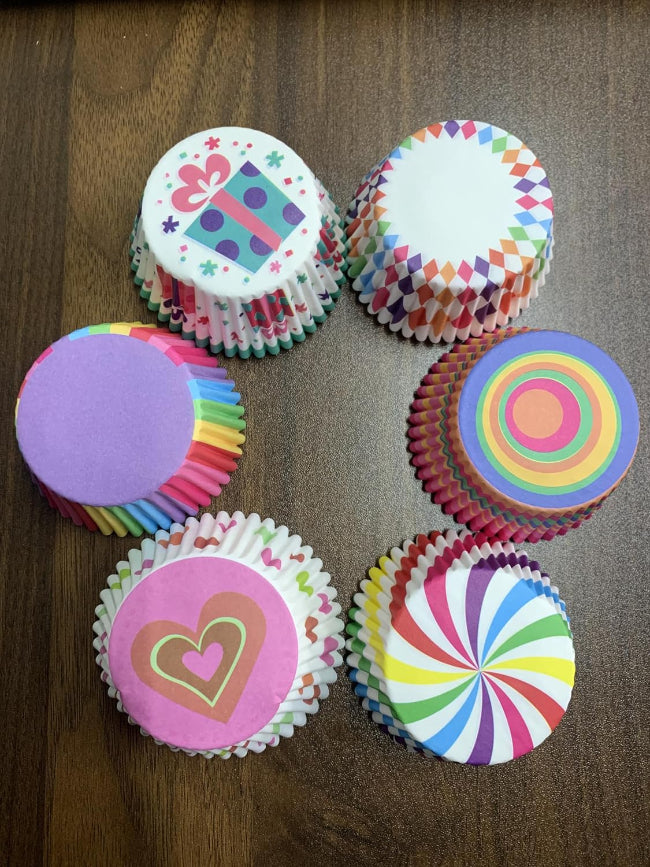 100 pieces food-grade paper cupcake liners in a rainbow color assortment, disposable baking cups for muffins and party treats