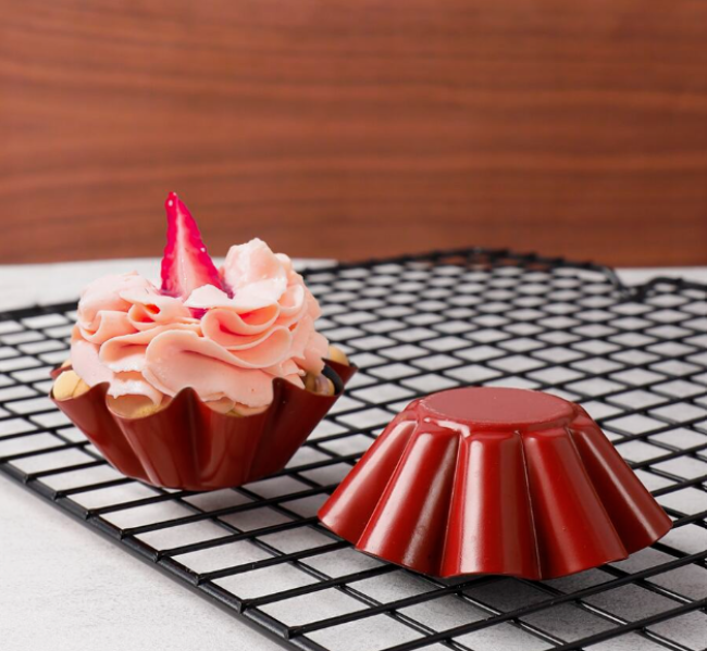 Small flower-shaped egg tart and cookie mold, reusable DIY metal baking molds for mini cakes, quiches, and pastries