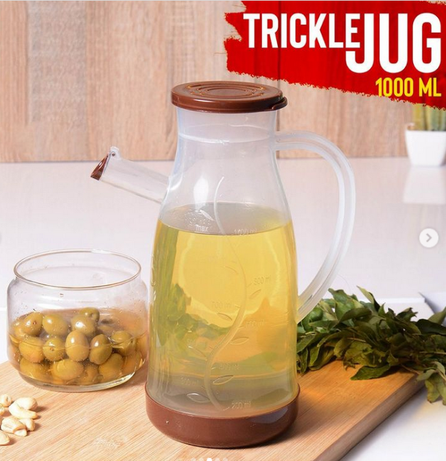 1 liter plastic oil jug and dispenser, trickle spout design, newly designed container for milk, juice, and kitchen cooking oil
