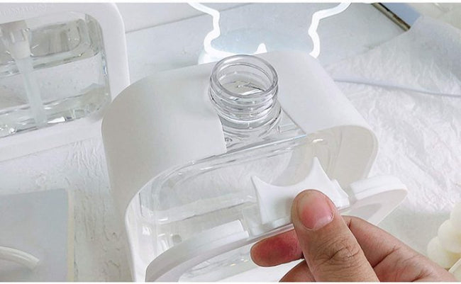 500ML refillable pump dispenser bottle for hand wash, shampoo, liquid soap gel, clean and empty for bathroom and kitchen