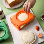 Bread pocket maker kitchen tool for sealed sandwiches